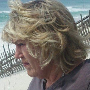 Meet your Posher, Lynn